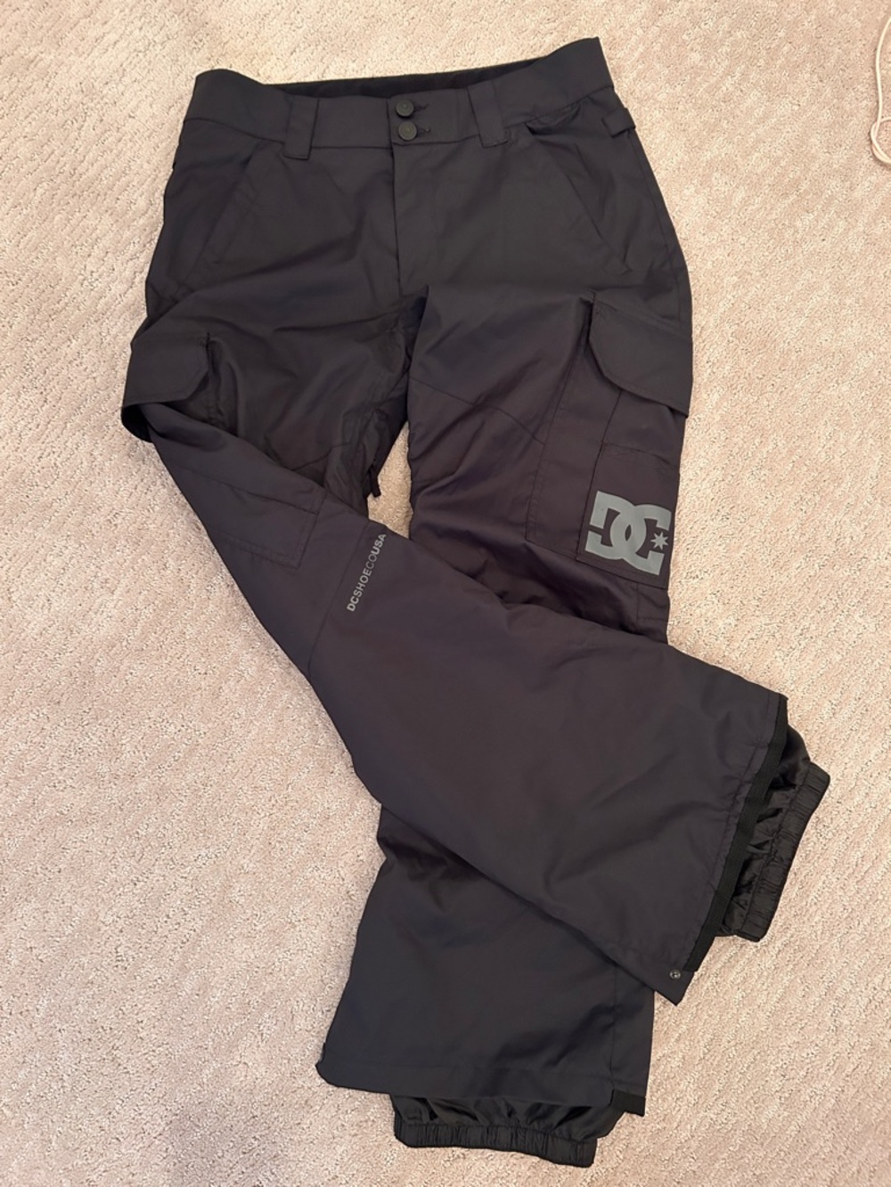 DC Ski/Snowboard Pants with lots of Pockets Med. - Picture 3 of 7